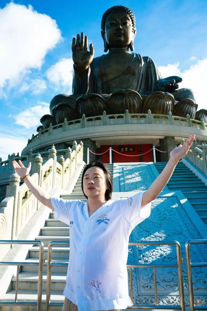 歐陽萬成到天壇大佛。旅發局圖片