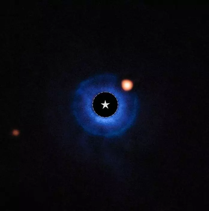 韋伯望遠鏡首度捕捉「土星級」系外行星! 比紀錄輕10倍。圖片來源:ESA/NASA/CSA/Lagrange/Zamani