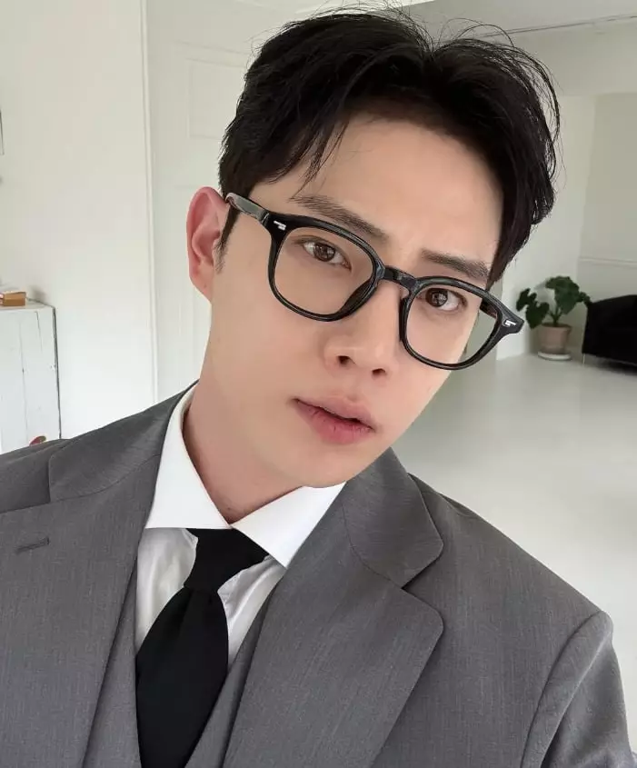 韓國29歲男模特兒突然傳出死訊。 網上圖片