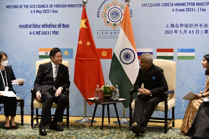 國務委員兼外長秦剛會見印度外長蘇傑生。圖源：外交部