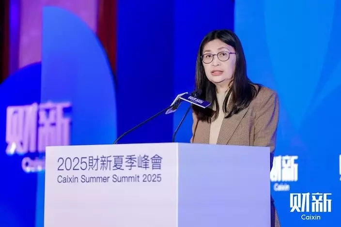 證監會行政總裁梁鳳儀。財新圖片