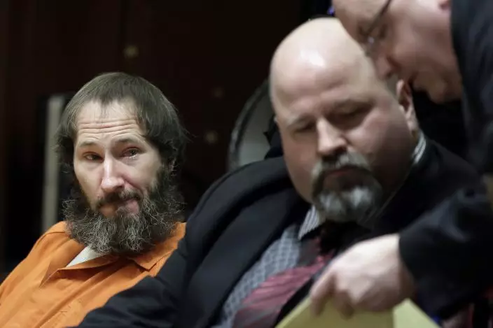 Woman pleads guilty to GoFundMe scam involving homeless man