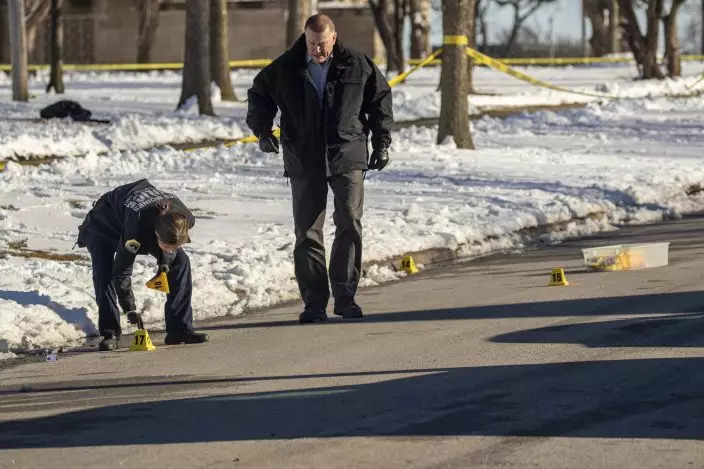 1 dead, 2 wounded in shooting outside Iowa high school