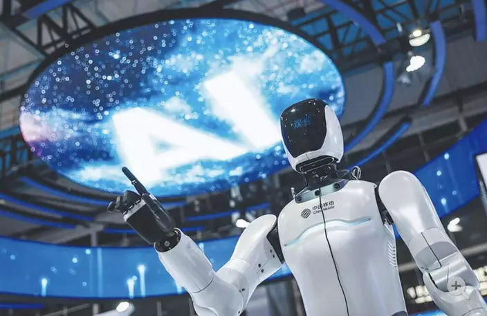 AI technology is accelerating integration with hardware, opening up new application scenarios in overseas markets.