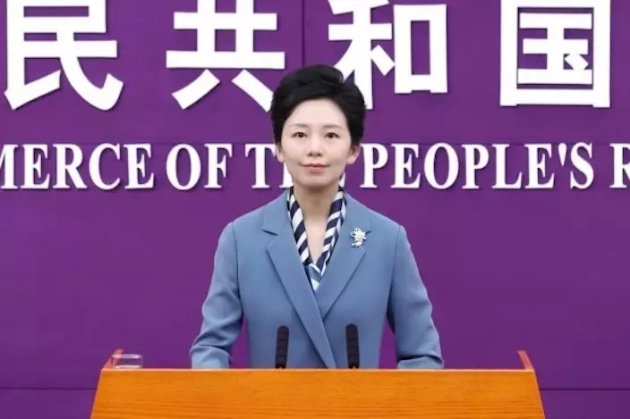 中國商務部新聞發言人何咏前。