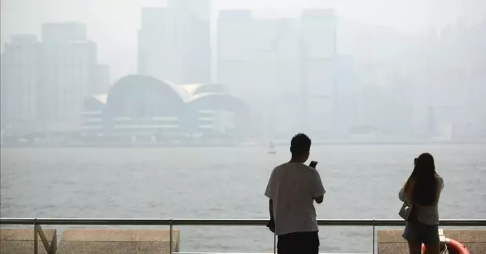 「白鹿」下沉氣流罩港 空氣污染「嚴重」
