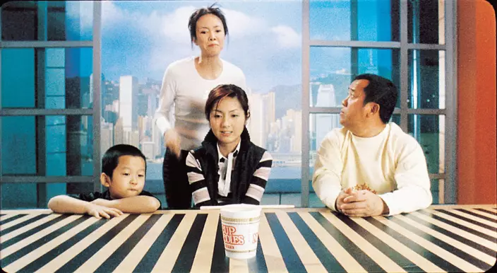 鄭裕玲在2003年宣佈不再拍電影、電視劇，電影《慳錢家族》成為她的最後作品。