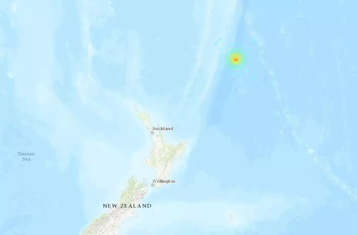 震央位於新西蘭北島東北方的克馬得群島。USGS