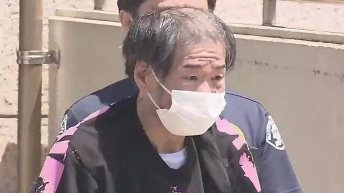 傷人的61歲男子山下泰範（Yasunori Yamashita）當場被捕。網圖