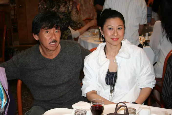 林子祥於1995年與吳正元離婚，葉倩文於1996年與林子祥結婚。