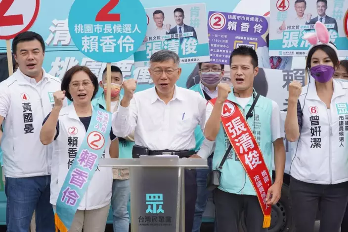 柯文哲被視為明天台灣地區領導人選舉大熱人選之一。