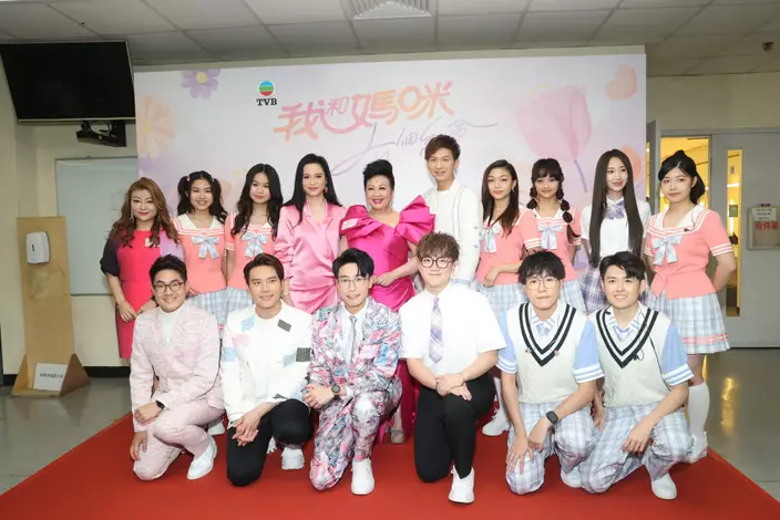 薛家燕、女子組合XiX、周吉佩及詹天文等為TVB節目《我和媽咪有個約會》錄影。