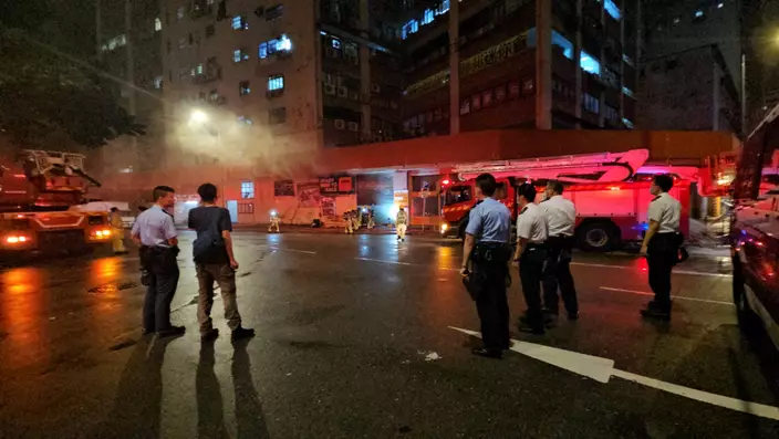警方亦在場戒備。