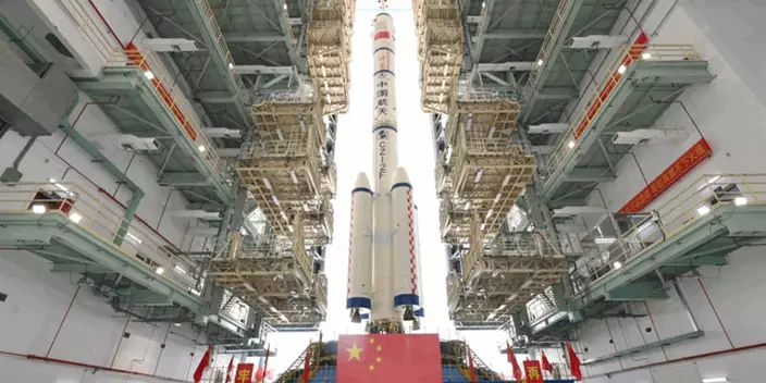 神舟十六號載人太空飛船，於今晨9時31分在酒泉衛星發射中心發射升空。新華社