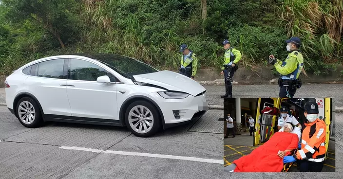 山頂道男子過路遭Tesla撞倒，昏迷送院。