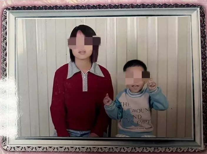 賴男母子的照片。 中時/民眾提供