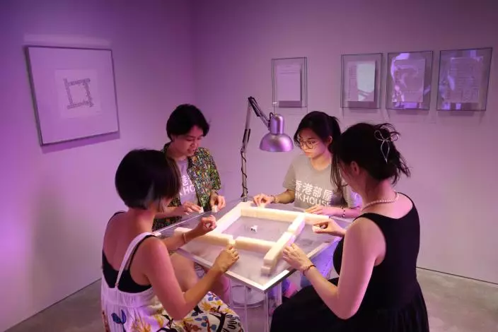「越後妻有大地藝術祭2023——香港部屋《襄•聽:山之音》」由即日起至11月5日在日本新潟縣的津南町展出香港藝術組合敲擊襄的創作。圖示為林丰的聲音藝術裝置《圈》。(政府新聞網圖片)