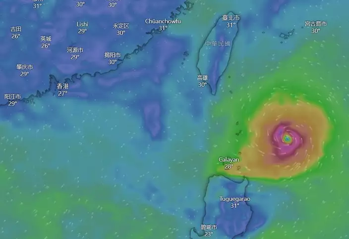 美國全球預報系統（GFS)更新預測路徑，指「蘇拉」將於31日進入香港西南海域，並於9月1日直逼香港 (windy.com 截圖)