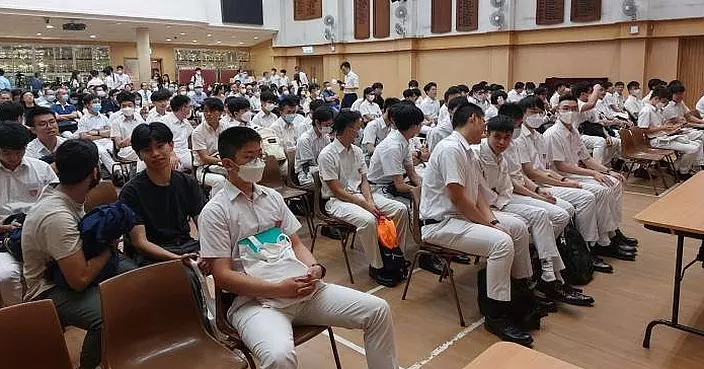 明天是文憑試放榜的大日子。(資料圖片)