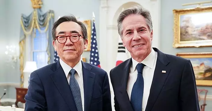 南韓外長趙兌烈（左）和美國國務卿布林肯（右）合照。 南韓外交部圖片