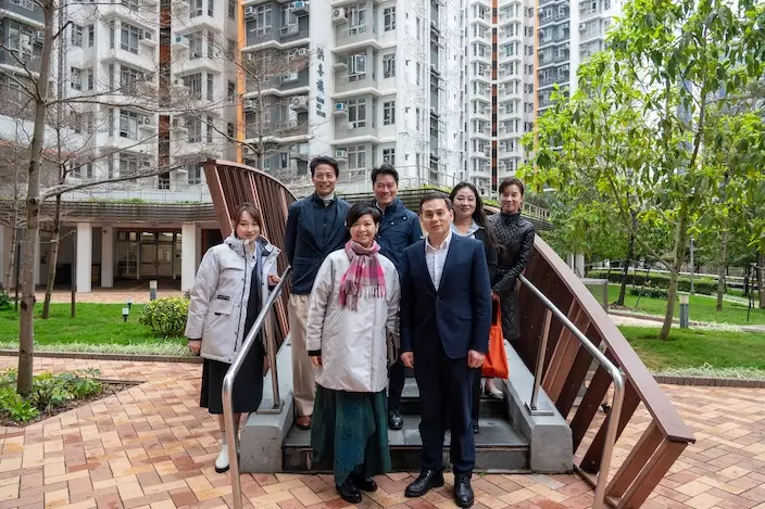 何永賢 Winnie Ho FB