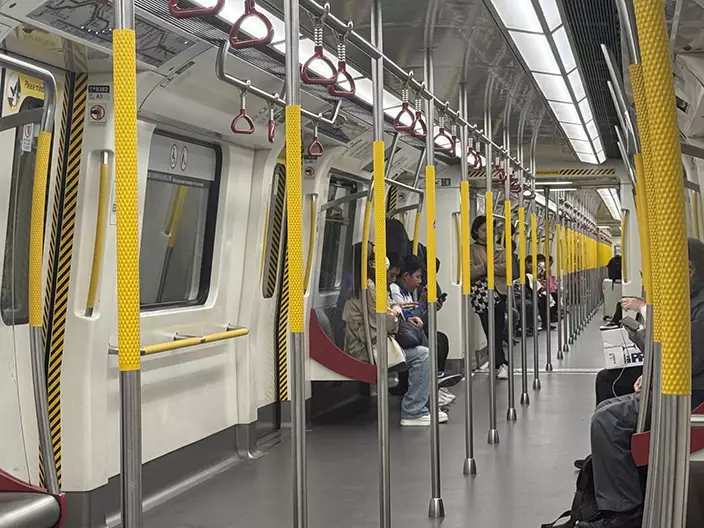 示意圖片，非涉事車廂。巴士的報記者攝