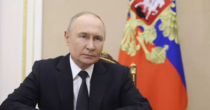 普京Russian President Vladimir Putin makes a video address to congratulate the staff, veterans and civilian personnel of the Border Guard Service of the Federal Security Service on Border Guards Day at the Kremlin in Moscow, Russia, Wednesday, May 28, 2025. (Alexander Kazakov, Sputnik, Kremlin Pool Photo via AP)