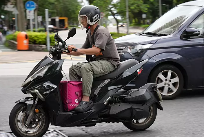 外賣員。巴士的報記者攝