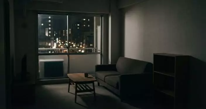 新加坡工程師由網購手機結識「富貴女友」，誤墮殺豬盤借盡9銀行7財務公司，3個月輸光290萬港元。資料圖片