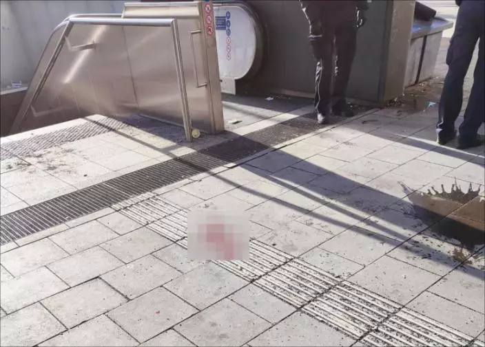 慕尼黑火車站元旦爆發衝突，中國留學生遭醉酒女子毆打後反擊致骨折，警方書面認定其行為屬防衛。事發現場，網上圖片