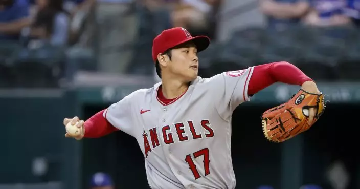LEADING OFF: Ohtani on mound, White Sox and Guardians play 2