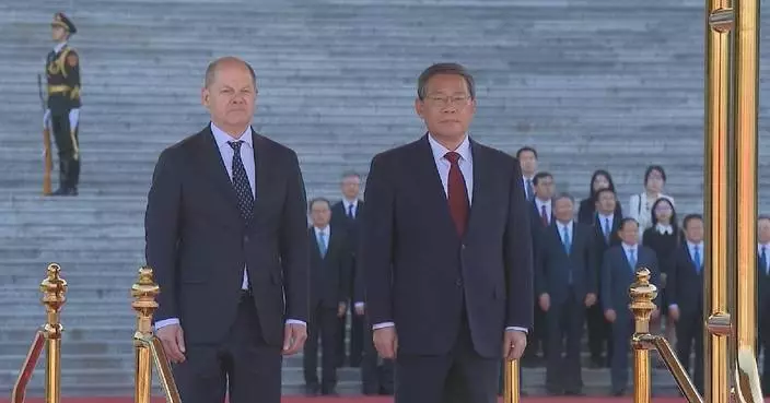 Chinese premier holds welcome ceremony for German chancellor