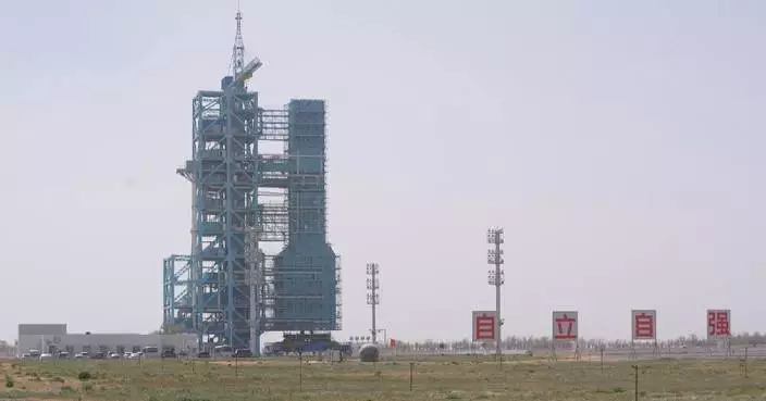 Launch site ready for imminent Shenzhou-18 mission: engineers