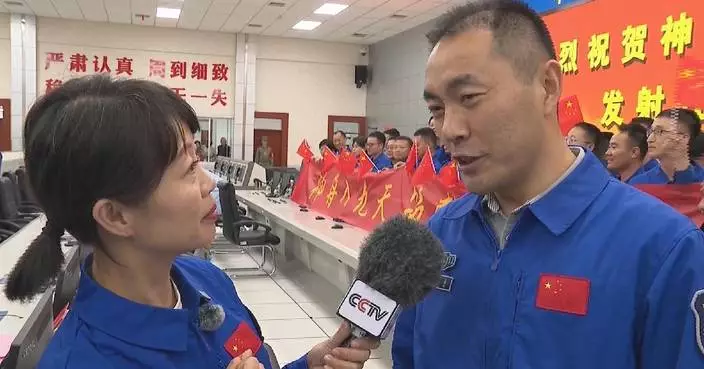 Chinese engineers cheer successful launch of Shenzhou-18 spaceship