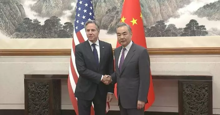 Chinese FM holds talks with U.S. secretary of state