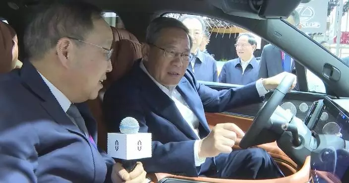 Chinese premier stresses developing intelligent connected NEVs