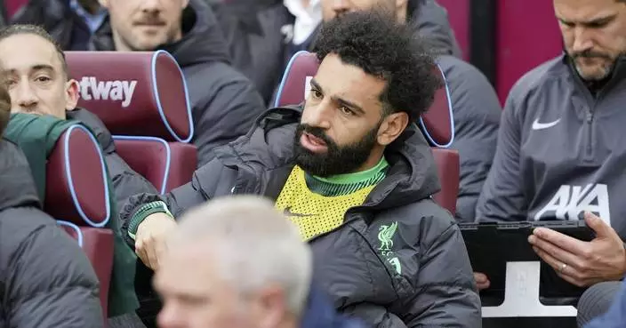 Klopp and Salah involved in touchline spat during Liverpool's draw at West Ham in Premier League