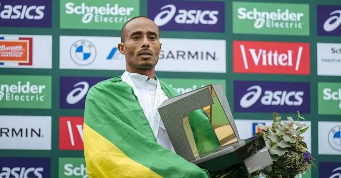 Ethiopian pair Uma and Fikir win men&#8217;s and women&#8217;s Paris Marathon at first attempt