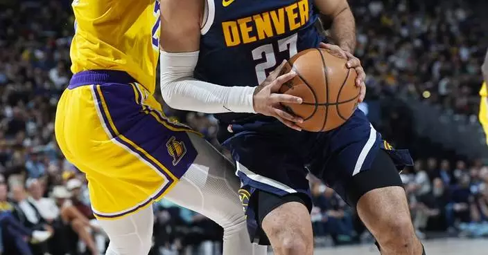 Murray overcomes calf injury to score 32 and hit game-winner in Nuggets&#8217; 108-106 win over Lakers
