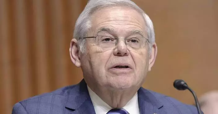 Start of Sen. Bob Menendez&#8217;s bribery trial is delayed a week to mid-May