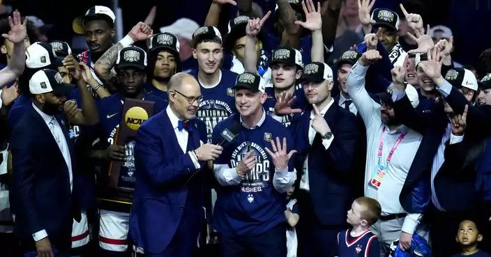 Back to back! UConn fans gather to celebrate another basketball championship