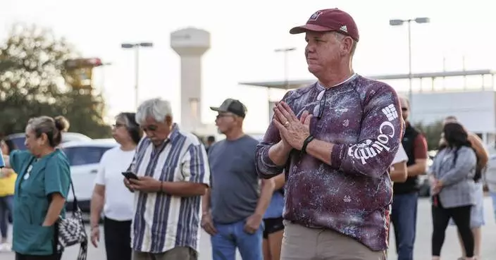 Uvalde mayor resigns citing health issues in wake of controversial report on 2022 school shooting