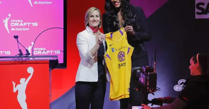 WNBA fashionistas showcase their styles at the draft with spotlight on women&#8217;s hoops