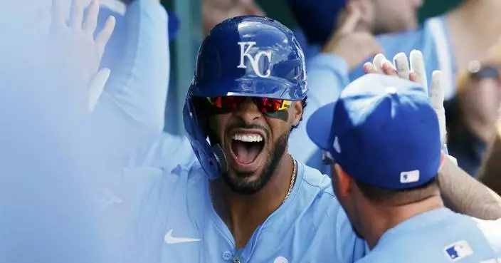 Melendez&#8217;s third home run of series lifts Royals over White Sox 5-3 for 4-game sweep