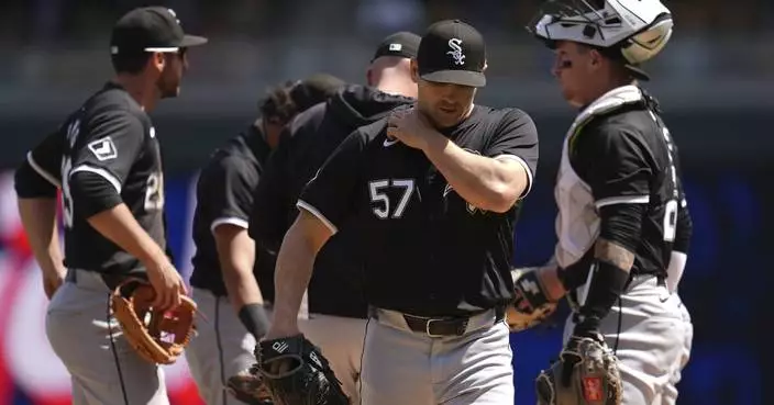 White Sox drop to 3-22 as Julien hits 2 of Twins&#8217; 5 homers in 6-3 win for 4-game sweep