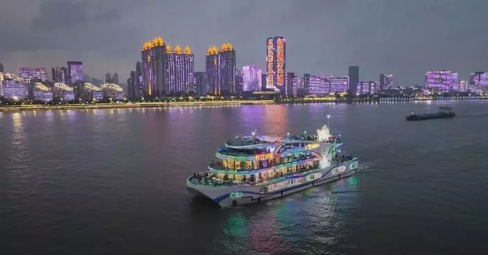 Green cruises sail into sustainable future on Yangtze River