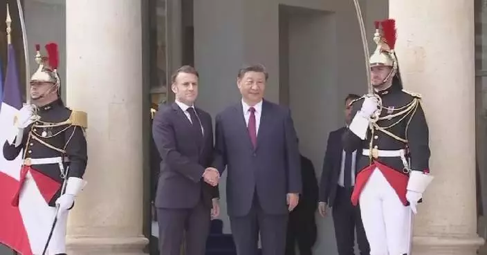 Xi attends China-France-EU trilateral meeting at Elysee Palace
