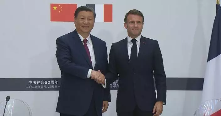 Xi, Macron jointly meet press