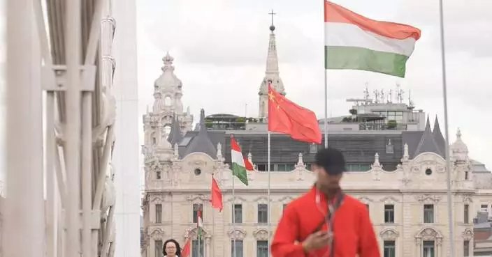 Chinese, Hungarian national flags adorn Budapest's main streets to welcome Xi