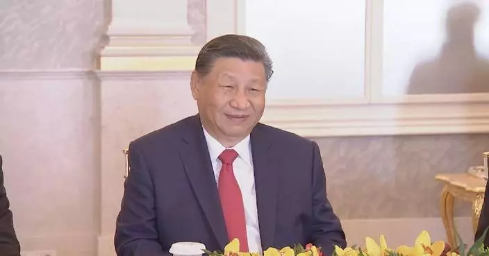 Xi shares touching moment during visit to Hungary
